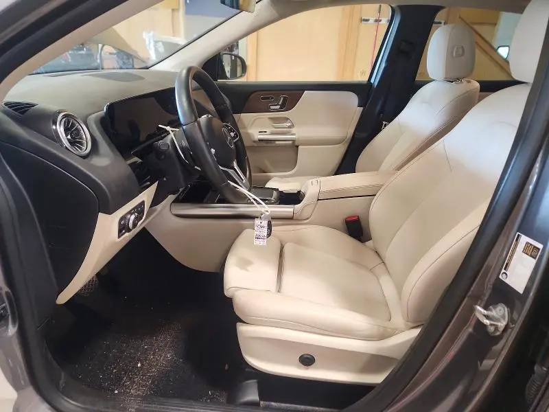 2023 MERCEDES-BENZ GLA 250 4MATIC  