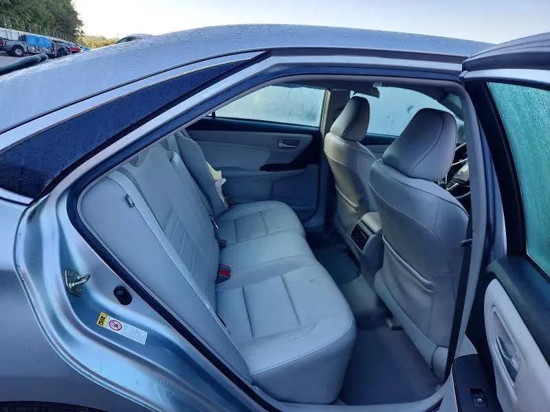 2017 TOYOTA CAMRY XLE  