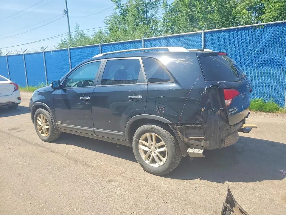 2015 KIA SORENTO LX  