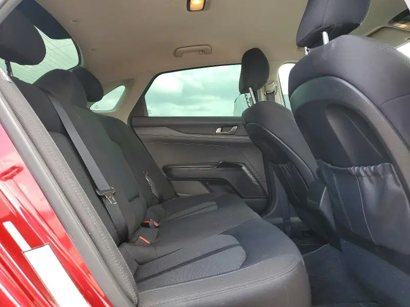 2021 KIA K5 LXS  