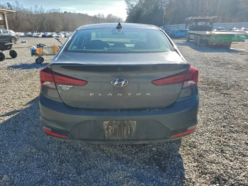 2020 HYUNDAI ELANTRA SEL  