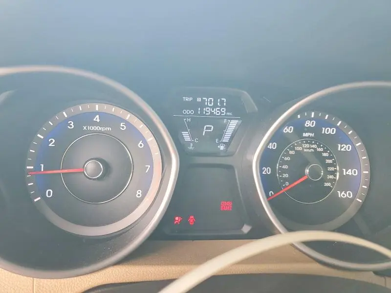 2012 HYUNDAI ELANTRA LIMITED  
