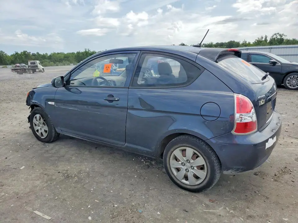 2010 HYUNDAI ACCENT GS  