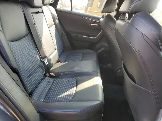 2020 TOYOTA RAV4 XSE  