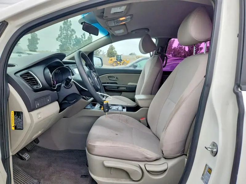 2016 KIA SEDONA L  