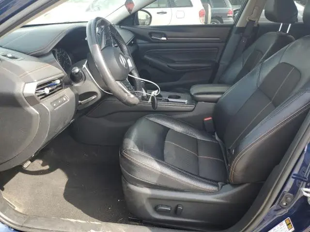 2022 NISSAN ALTIMA SR  