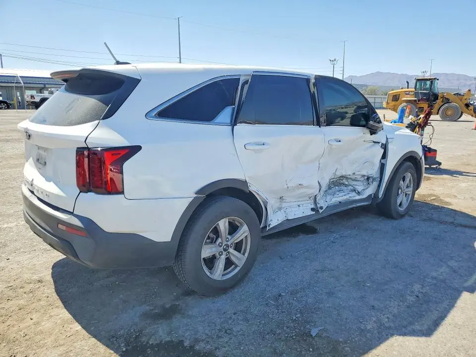 2021 KIA SORENTO LX  
