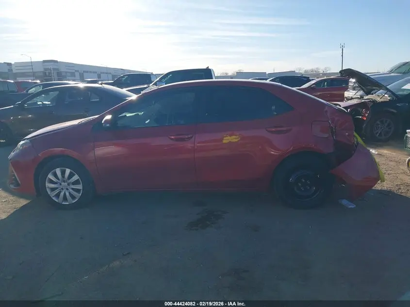 2018 TOYOTA COROLLA SE