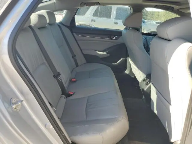 2018 HONDA ACCORD TOURING  