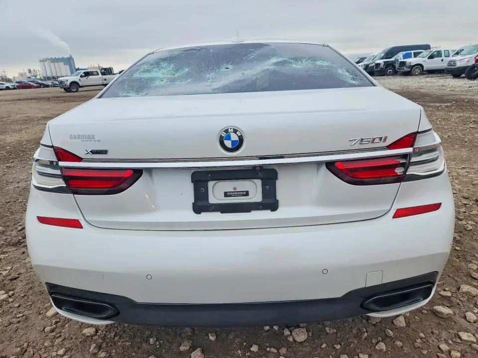 2017 BMW 750 XI  