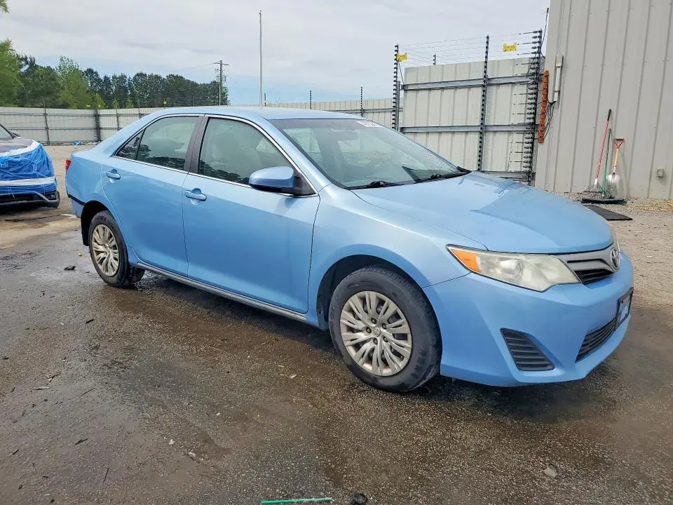 2012 TOYOTA CAMRY LE  