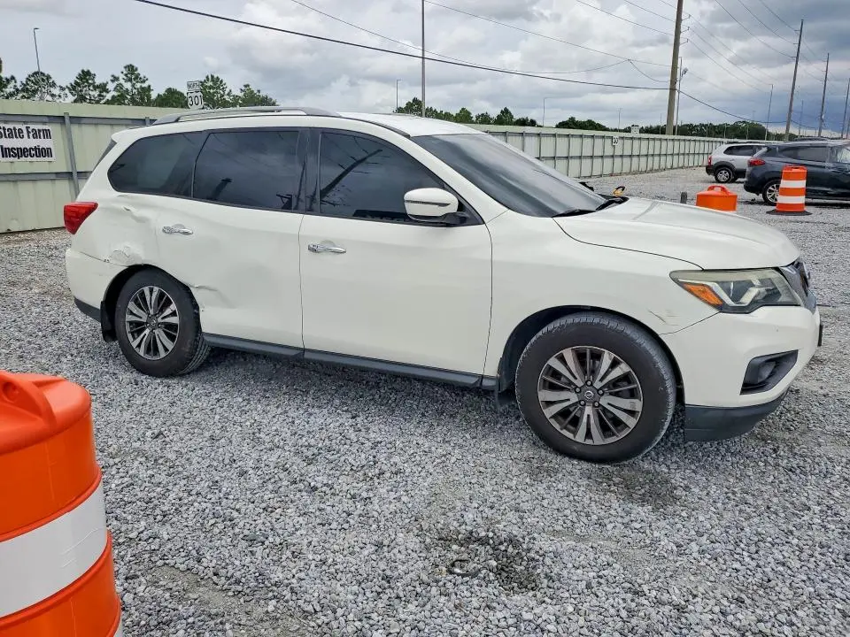 2017 NISSAN PATHFINDER S  