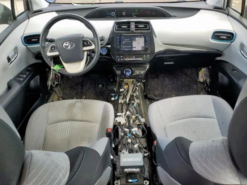 2016 TOYOTA PRIUS   