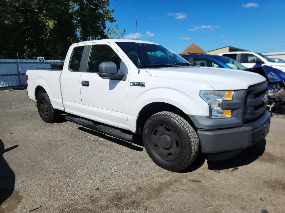 2015 FORD F150   