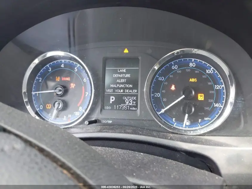 2019 TOYOTA COROLLA LE