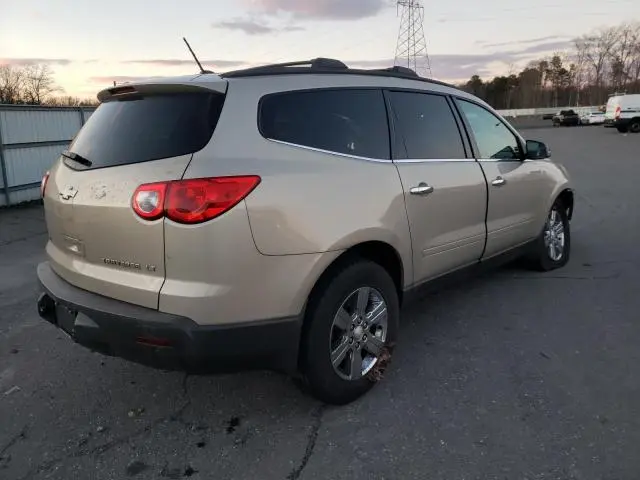 2011 CHEVROLET TRAVERSE LT  