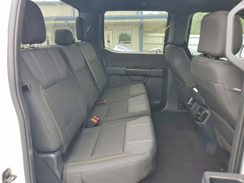 2025 FORD F150 STX  