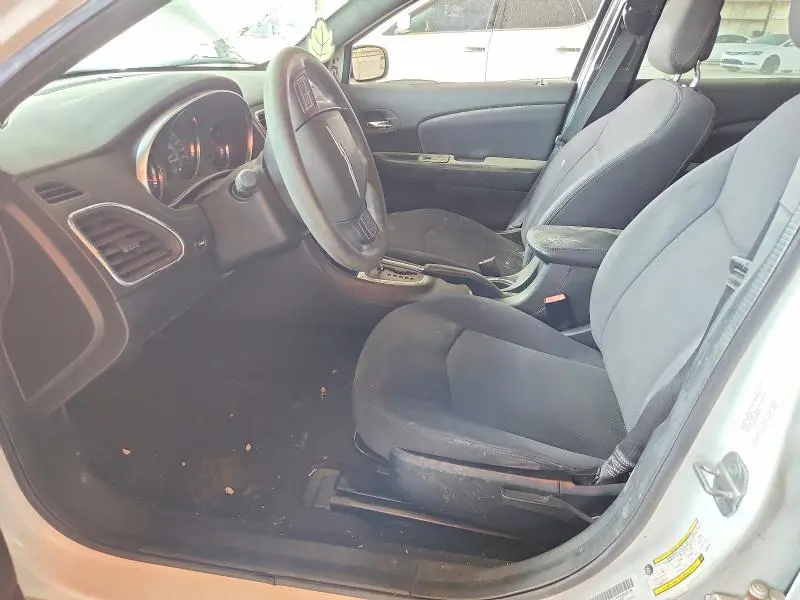 2012 CHRYSLER 200 LX  