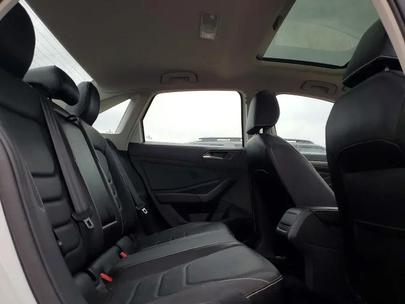 2024 VOLKSWAGEN JETTA SEL  