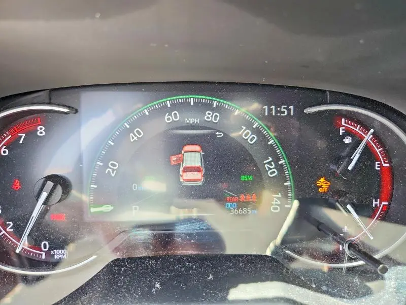 2024 TOYOTA RAV4 XLE PREMIUM  