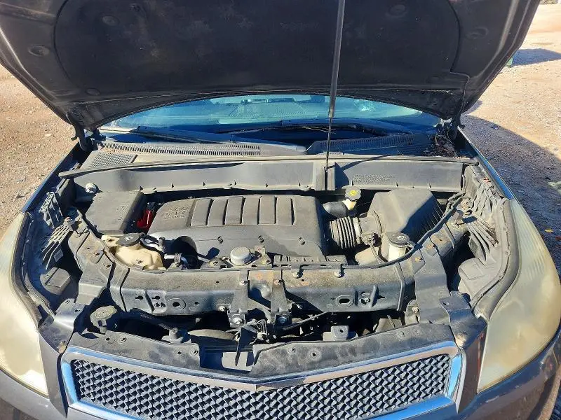 2010 CHEVROLET TRAVERSE LT  