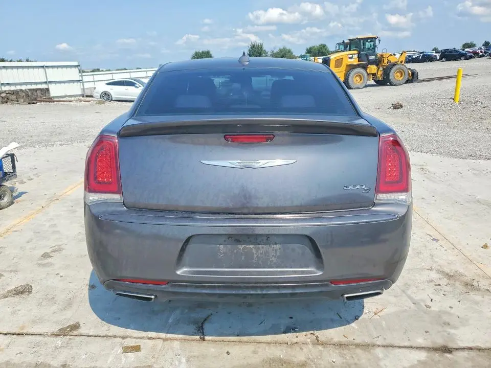2018 CHRYSLER 300 S  
