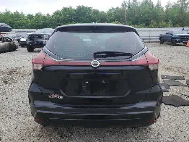 2021 NISSAN KICKS S  
