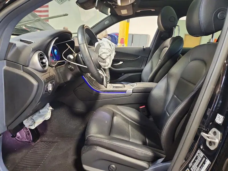 2021 MERCEDES-BENZ GLC 300 4MATIC  