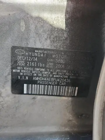 2015 HYUNDAI ELANTRA SE  