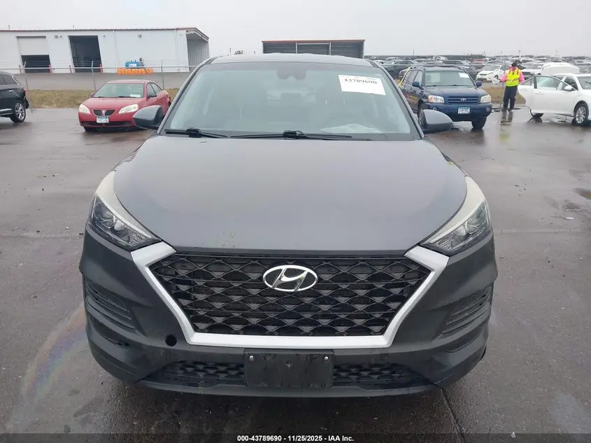 2019 HYUNDAI TUCSON SE