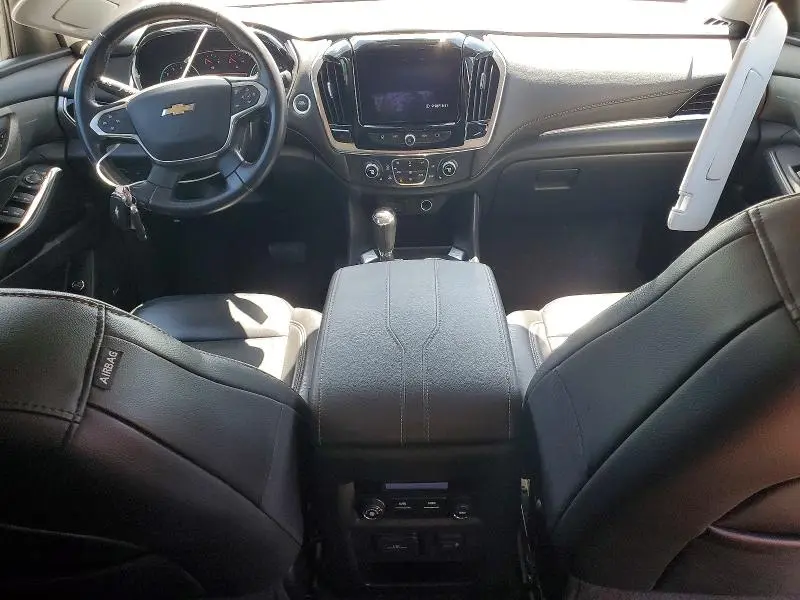 2020 CHEVROLET TRAVERSE LT  