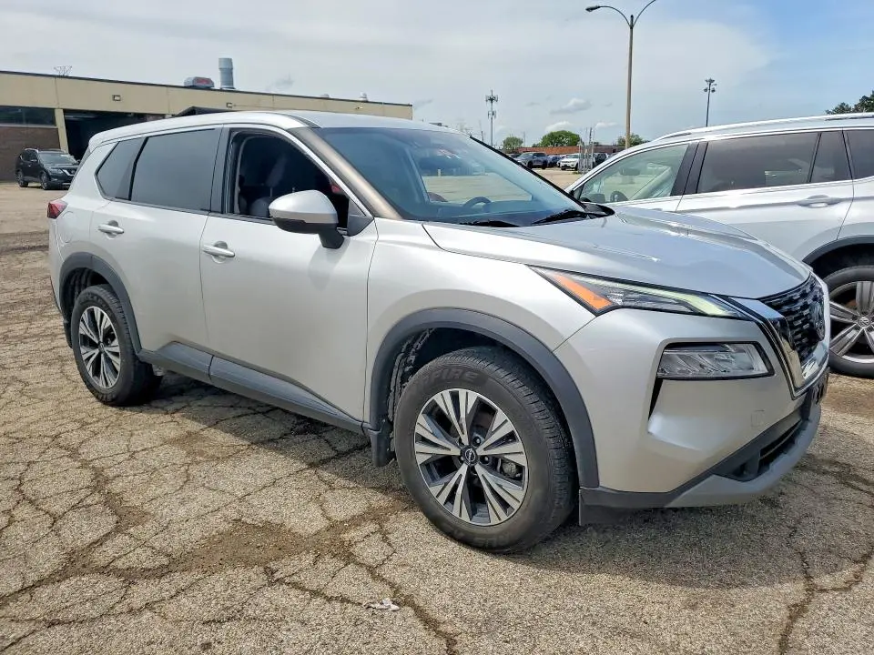 2022 NISSAN ROGUE SV  