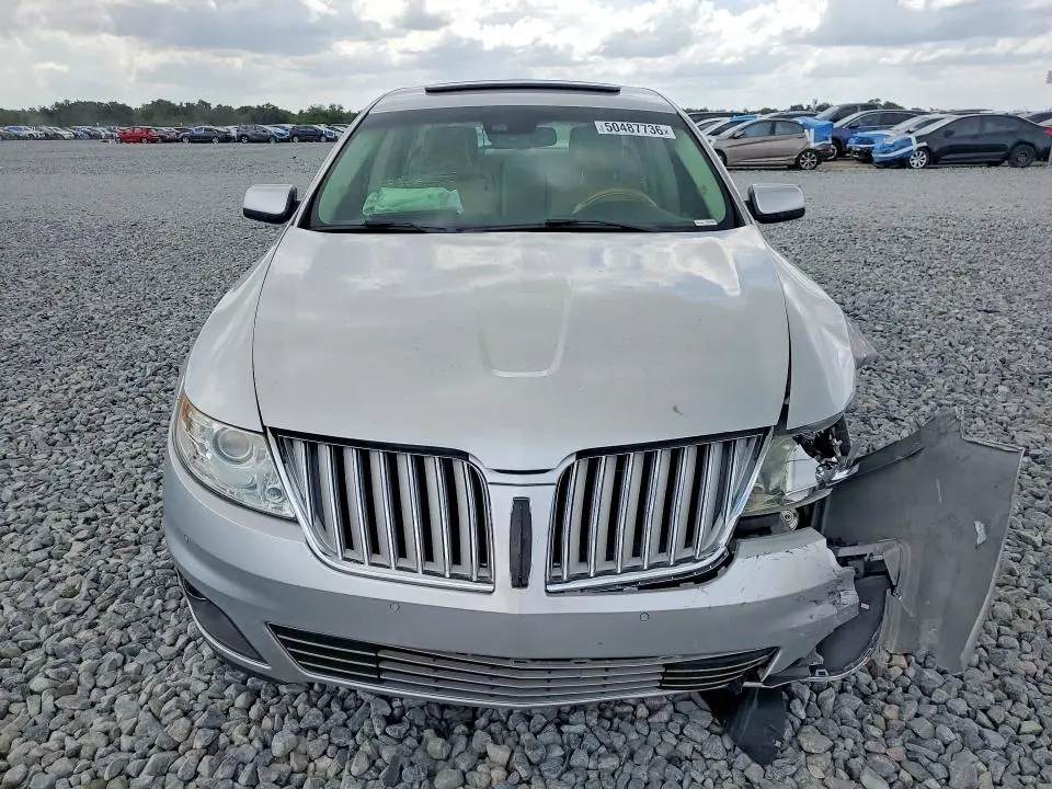 2010 LINCOLN MKS   