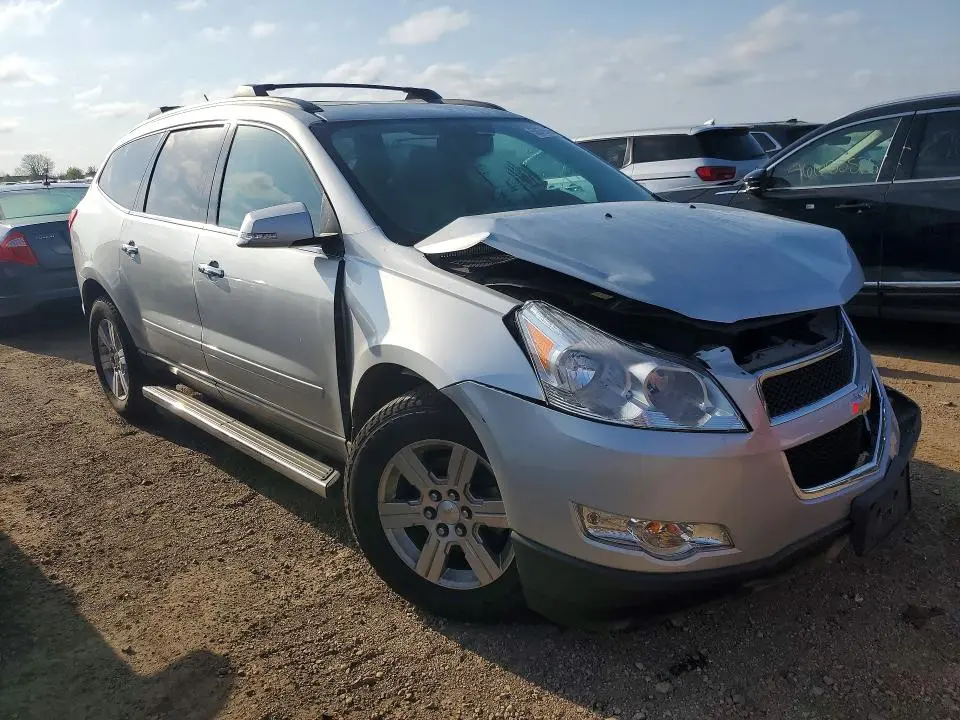 2012 CHEVROLET TRAVERSE LT  