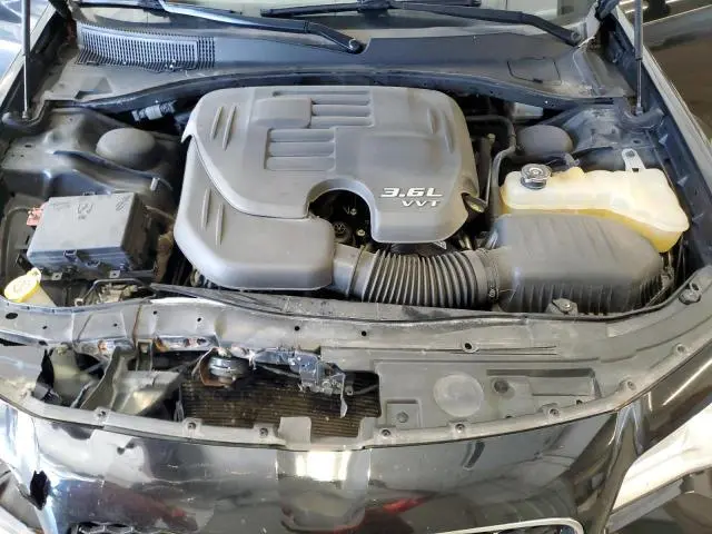 2017 CHRYSLER 300 LIMITED  