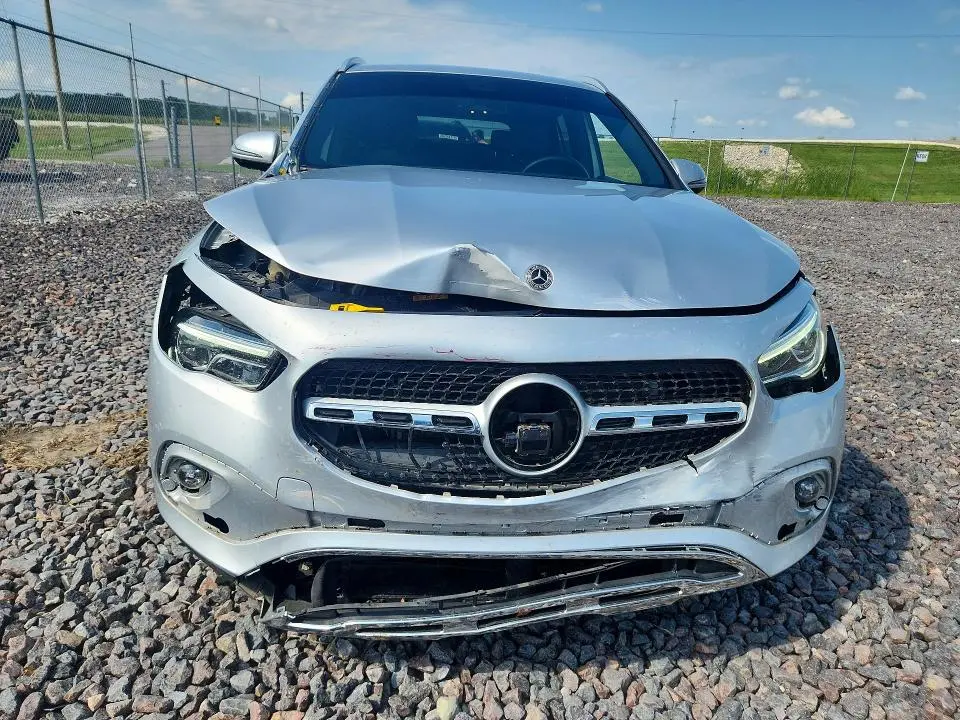 2021 MERCEDES-BENZ GLA 250 4MATIC  