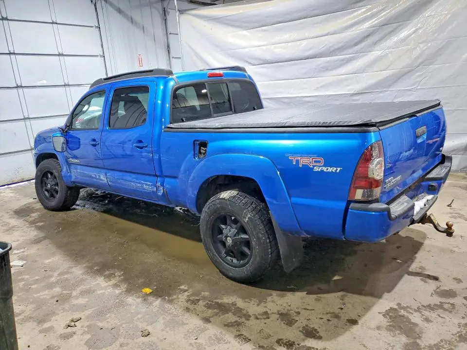 2011 TOYOTA TACOMA   