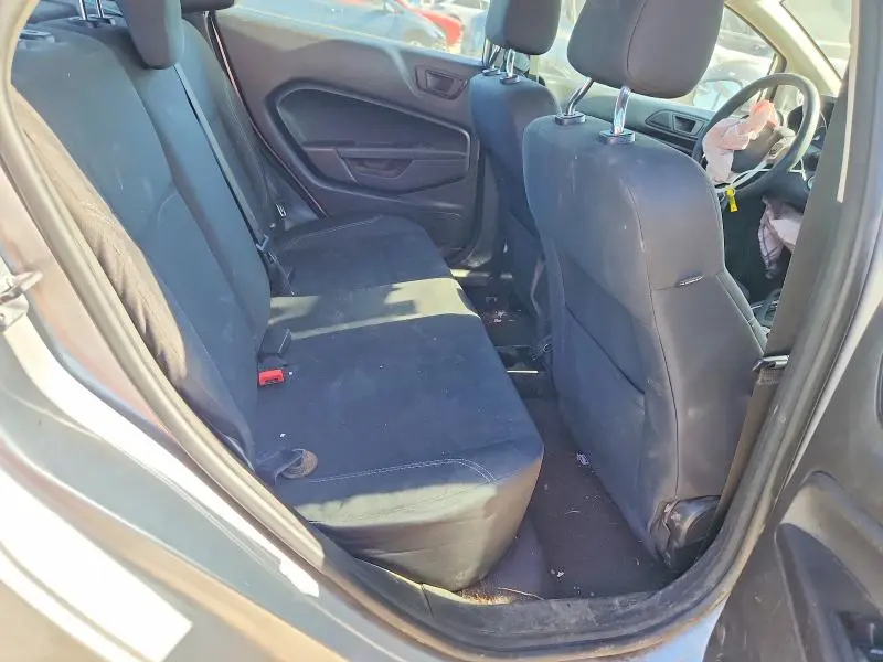 2017 FORD FIESTA SE  