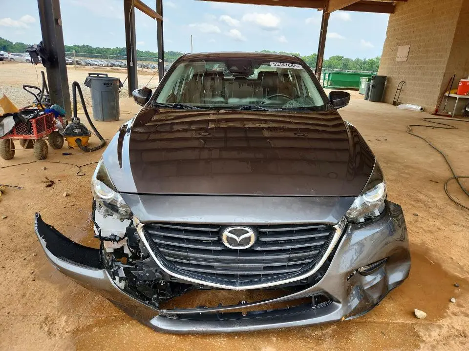 2018 MAZDA 3 TOURING  