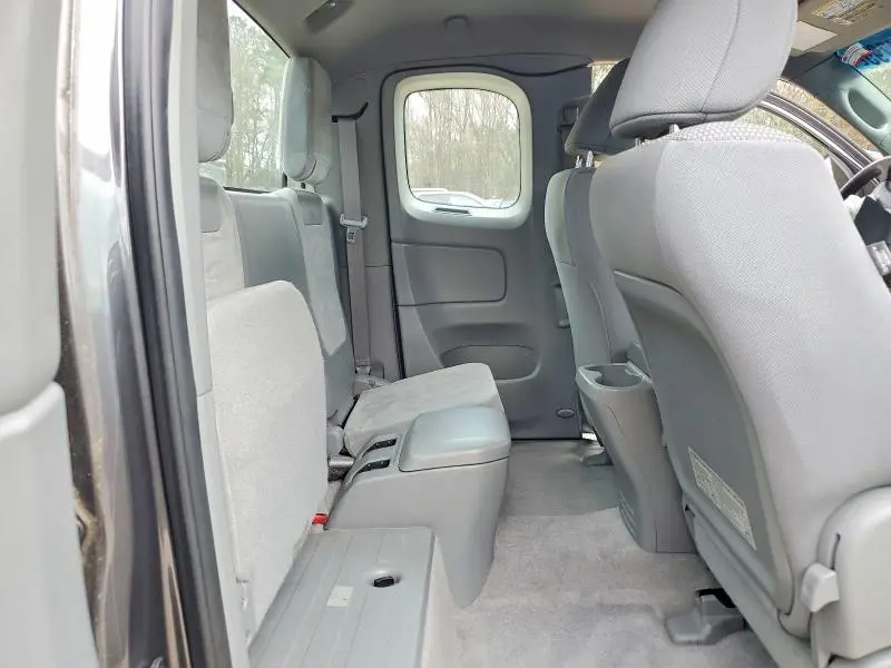2011 TOYOTA TACOMA BASE  