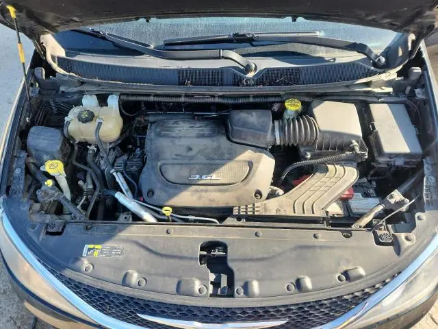 2017 CHRYSLER PACIFICA TOURING L PLUS  