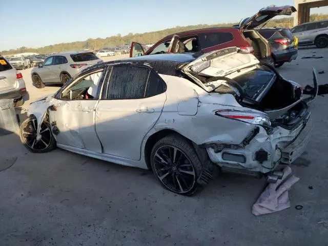 2020 TOYOTA CAMRY XSE  