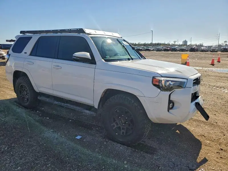 2021 TOYOTA 4RUNNER SR5/SR5 PREMIUM  
