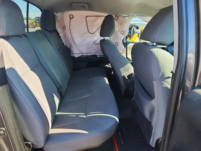 2021 TOYOTA TACOMA SR5 V6  
