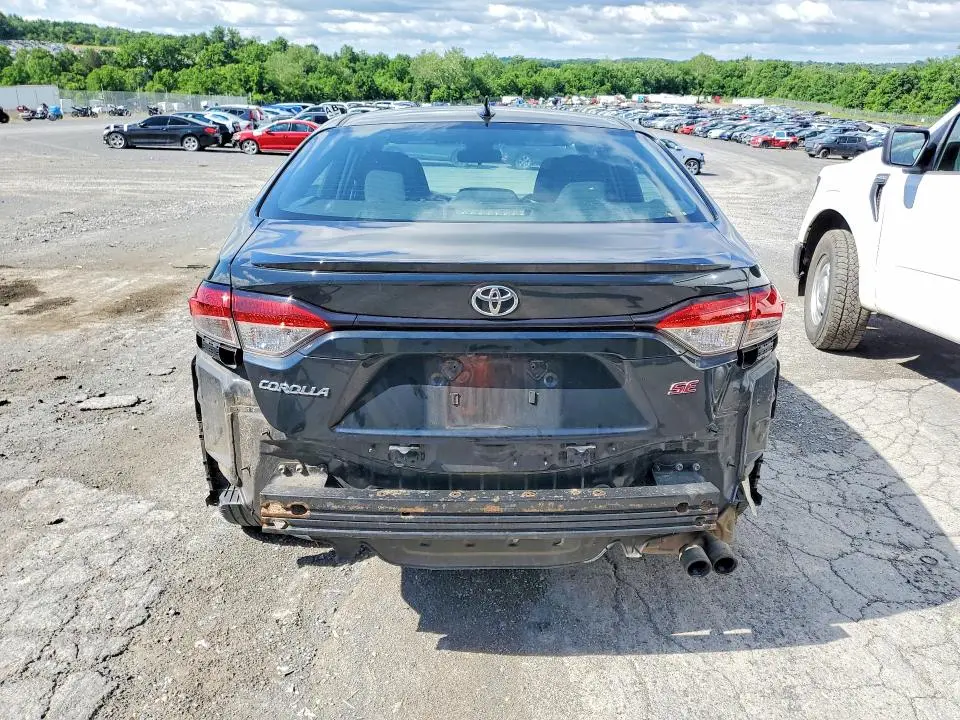 2020 TOYOTA COROLLA SE  