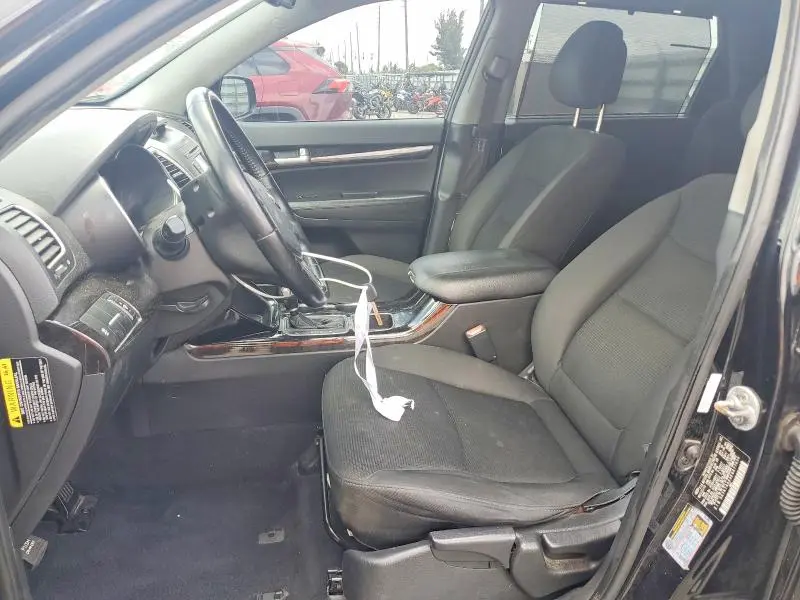 2014 KIA SORENTO LX  