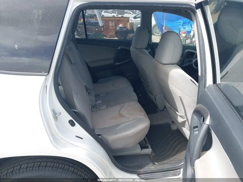 2012 TOYOTA RAV4  