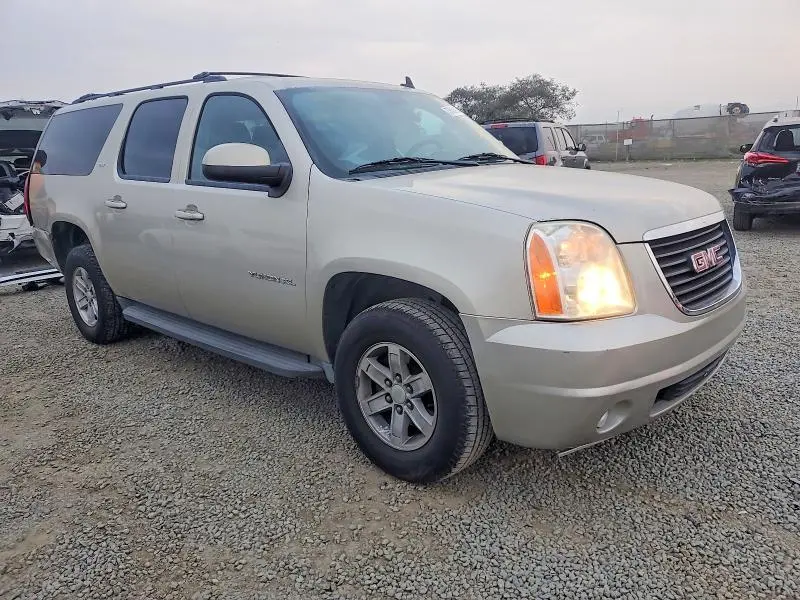 2013 GMC YUKON XL K1500 SLT  
