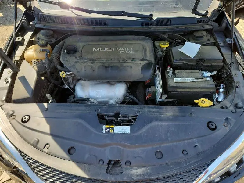 2017 CHRYSLER 200 LIMITED  