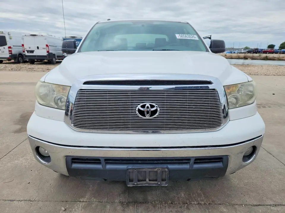 2013 TOYOTA TUNDRA CREWMAX SR5  